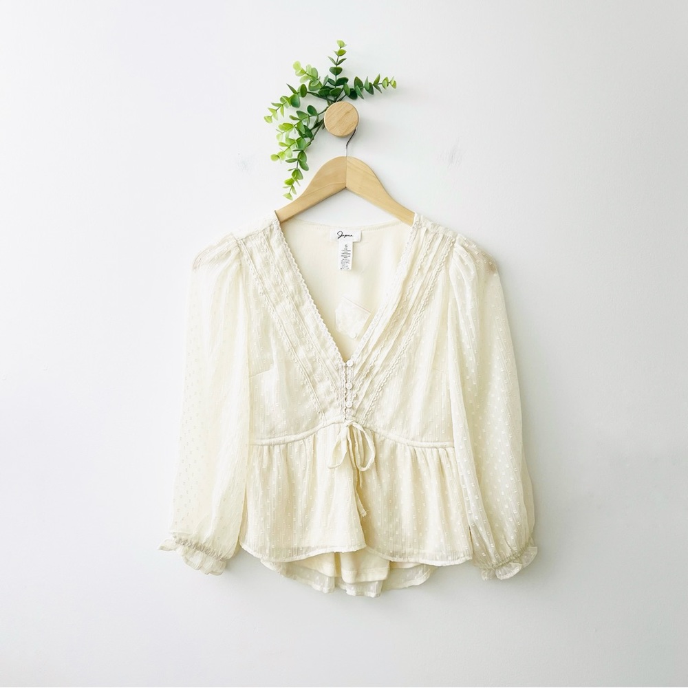 Japna NWT Ivory Peplum Lace Trim V-Neck Blouse